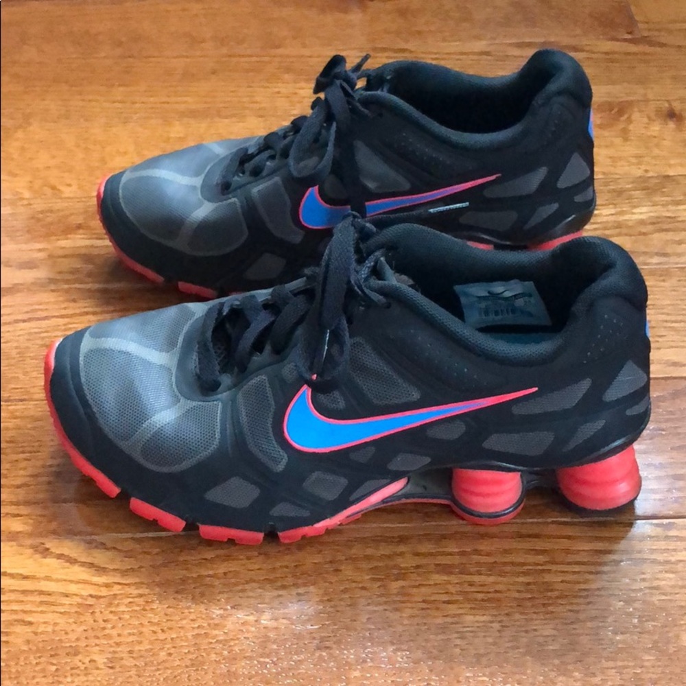 Nike shox women